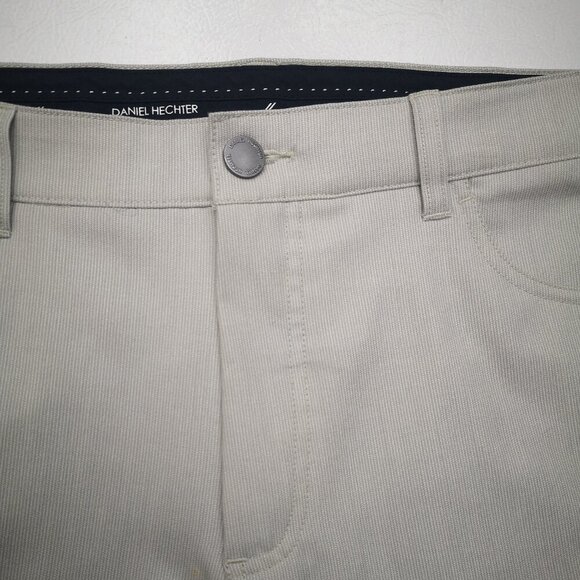 Daniel Hechter Men's Size 34/32 Light Grey Straight Legs Flat Front Pants - Picture 8 of 14
